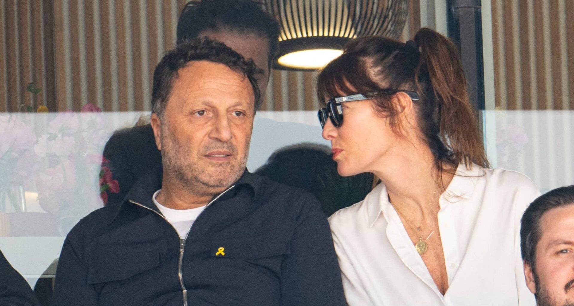 "Elle le traite de conn***", le couple d’Arthur et Mareva Galanter mis en danger par les attaques du 7 octobre