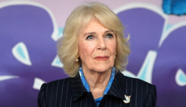 La reine Camilla en visite dans le centre protégeant femmes et enfants des violences domestiques, S.T.OT.R.M, le 9 février 2023.
