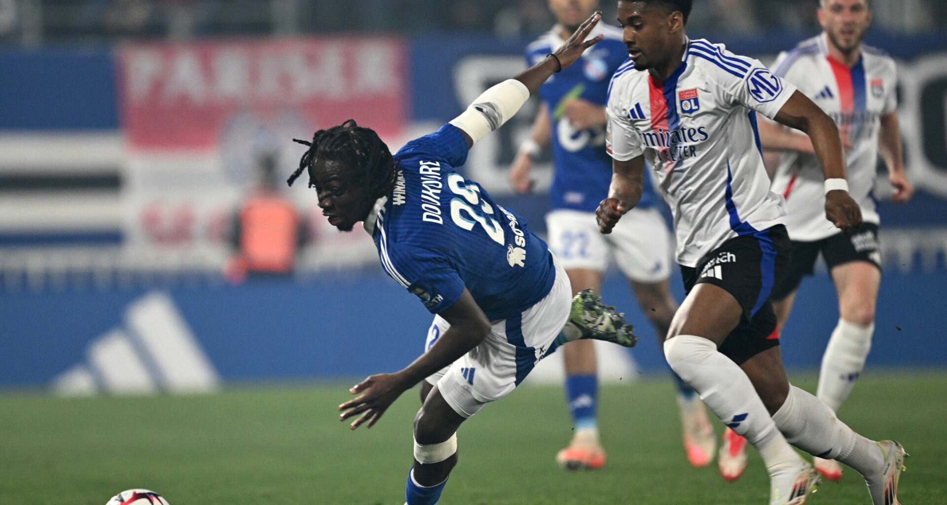 l'OL connaît la date des matchs face à Nice et Strasbourg