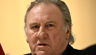 Gérard Depardieu sera jugé pour viols sur Charlotte Arnould devant la cour criminelle de Paris – Libération