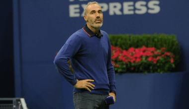 ATP > Alex Corretja sur Carlos Alcaraz : "Il est très difficile de jouer au tennis en souriant comme il le fait. Quand il n'est pas à l'aise, il essaie de trouver des solutions de manière saine"