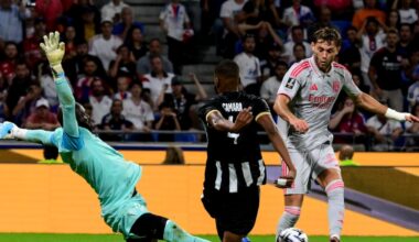 L'Américain Tanner Tessmann (d), auteur du but de la victoire pour Lyon face à Angers, le 19 septembre 2025 à Décines-Charpieu
