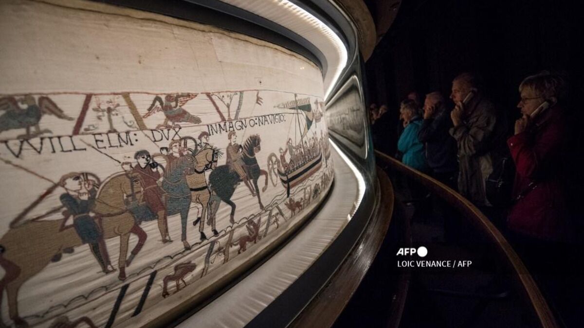 La tapisserie de Bayeux, qui doit être prêtée au Royaume-Uni, a quitté son musée