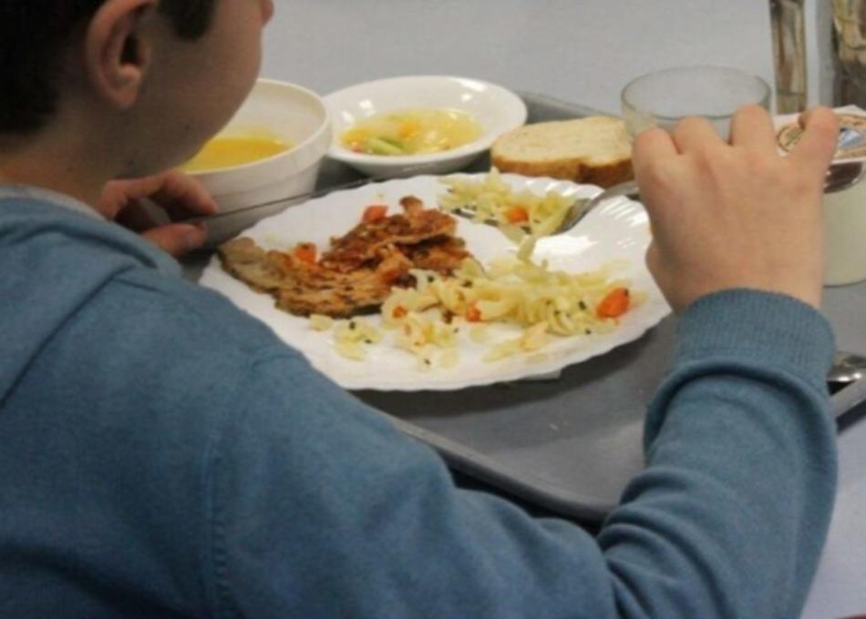 TOULOUSE : Les collèges de Haute-Garonne se lancent dans le défi 100% fait-maison et local dans leur cantine