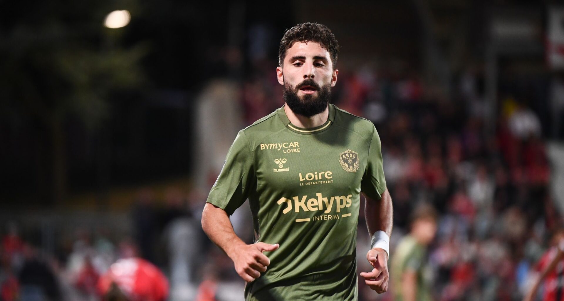 après Bouchouari, Trabzonspor veut signer Davitashvili