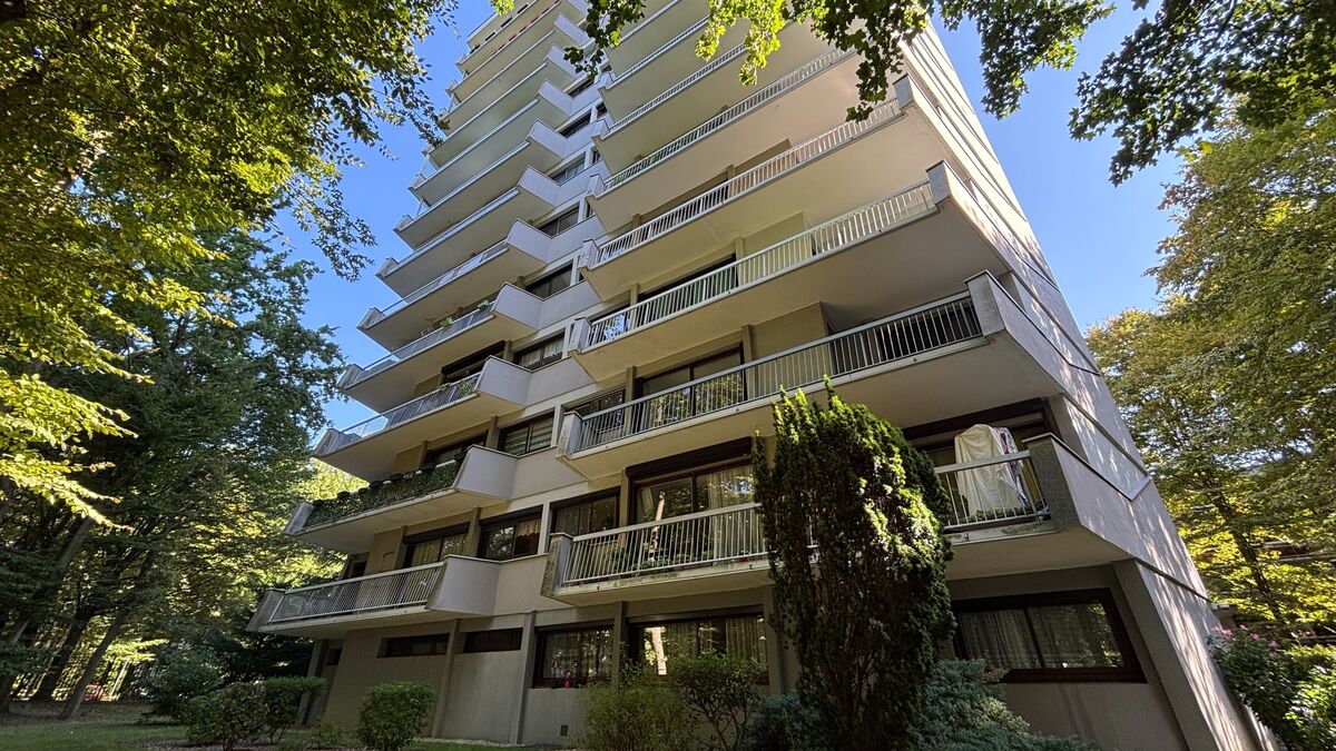 « Je n’ai pas les mots » : à Tremblay-en-France, une adolescente de 15 ans meurt après une chute du 11e étage