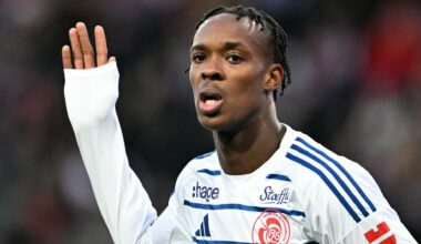 Manchester United crest