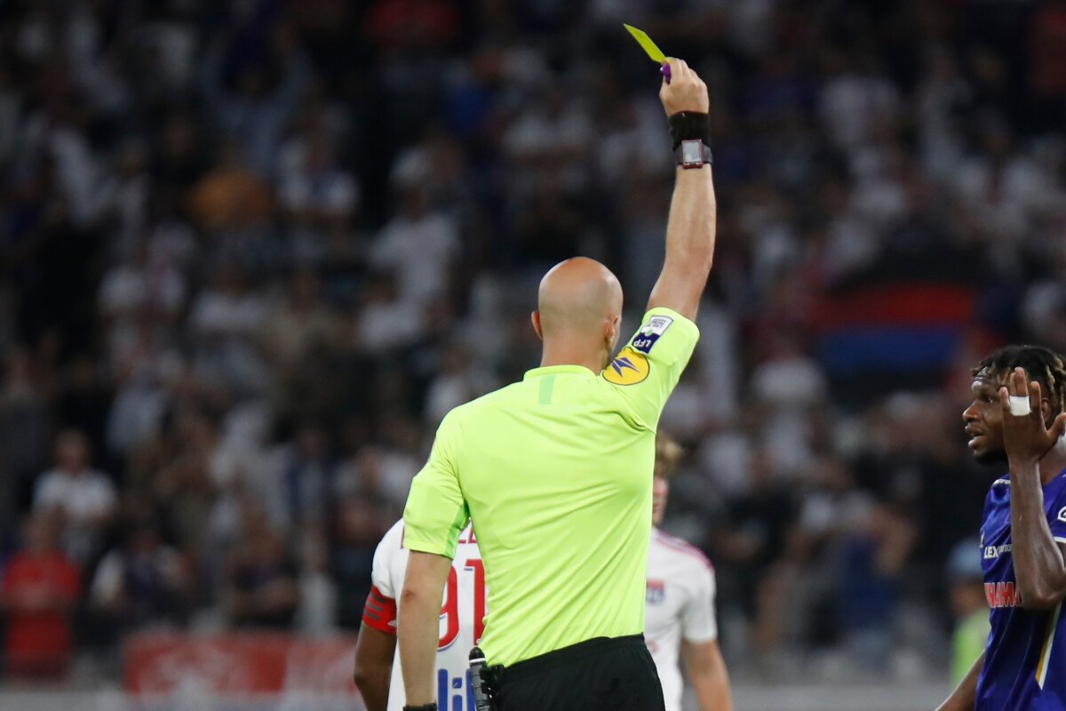 On connait l'arbitre désigné pour le derby RC Lens-Lille