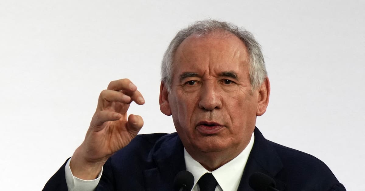 Avant son probable ultime conseil des ministres, François Bayrou n’a pas vraiment tendu la main aux socialistes – Libération