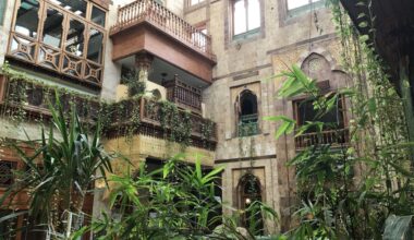 La maison d'un architecte saoudien, sculptée comme un petit palais oriental