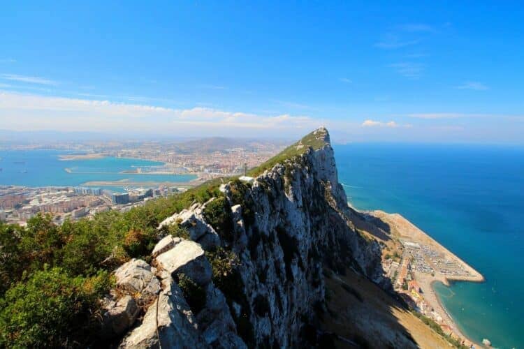 Gibraltar: Un «lagon légal» empêche l'exiger du «peñón» pour respecter la législation communautaire sur l'environnement
