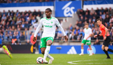 Un joueur de Saint-Étienne rompt son contrat - France - AS Saint-Étienne