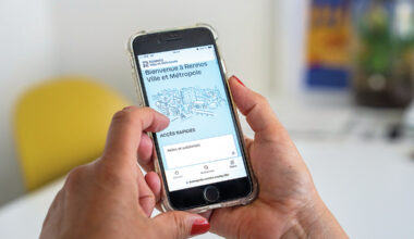 La stratégie de sobriété mise en place par la ville et la métropole de Rennes leur a permis, en un an, de diviser par plus de deux le nombre de posts diffusés.