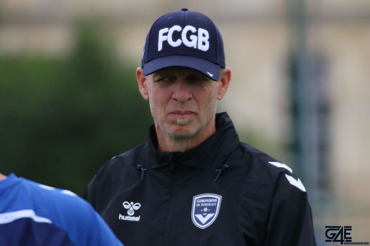 Bruno Irles : "Je ne suis pas venu aux Girondins de Bordeaux pour faire quatre ans en National 2. La direction a fait des efforts cette saison"