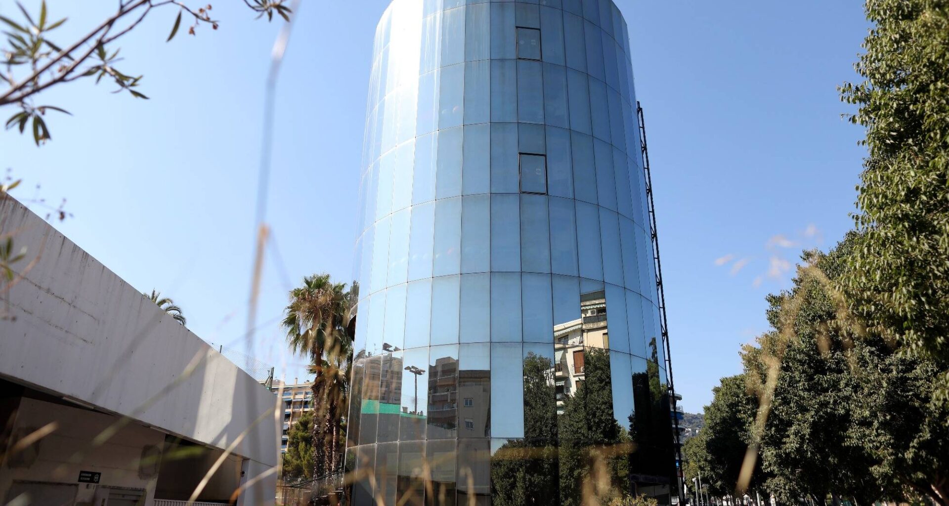 "Je suis dégoûté": le restaurant "Le Grand Chelem" de la tour Gorbella à Nice contraint de fermer ses portes après 15 ans d'activité