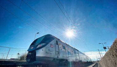 Un obstacle sur la voie perturbe la circulation des trains entre Antibes et Nice ce lundi matin