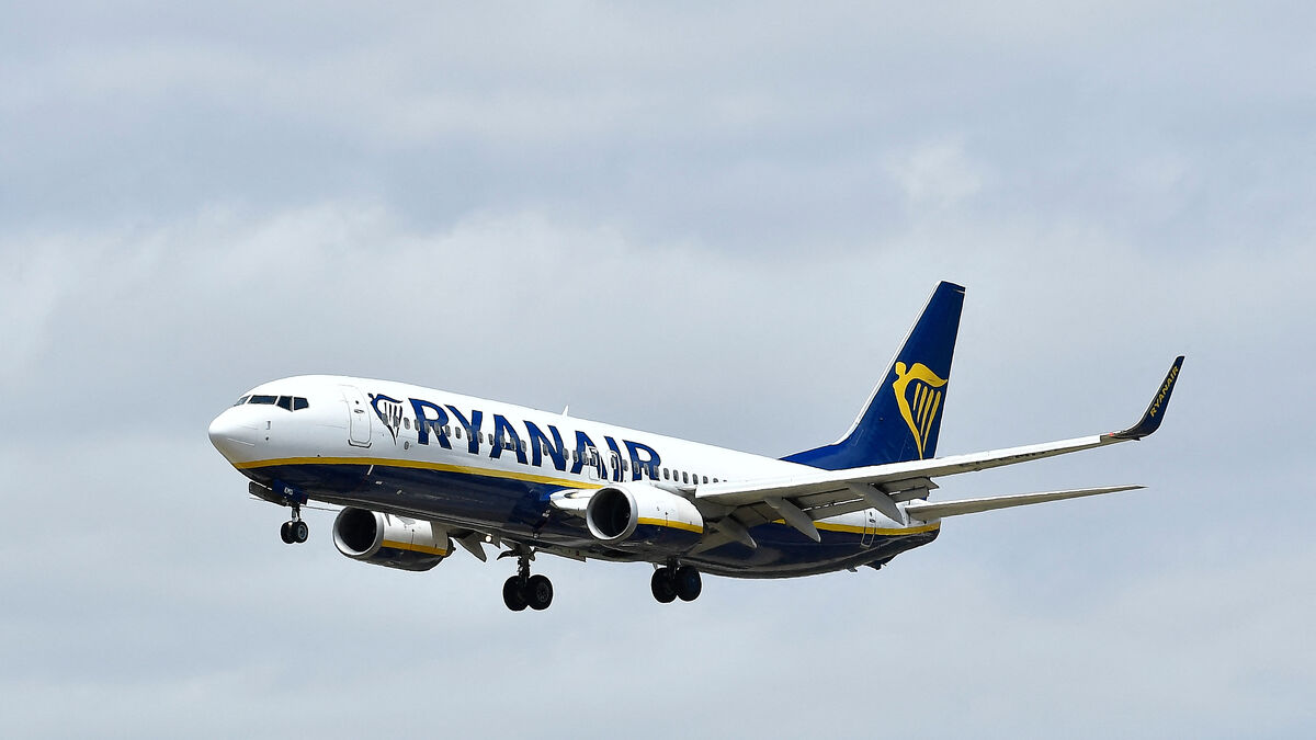 « Il voulait ouvrir les portes » : un vol Ryanair dérouté en urgence à Toulouse en raison d’un passager ivre