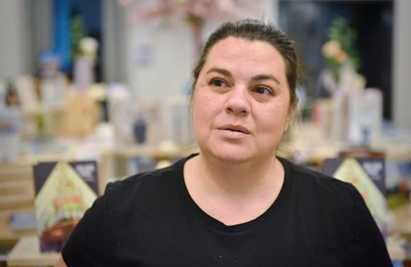 Valérie Potvin a souligné l'usage du joual dans les oeuvres de Mélanie Minier. L'autrice, selon elle, brille par son unicité en ce sens. 
