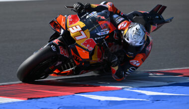 Acosta impérial, Yamaha attire l'attention à Misano