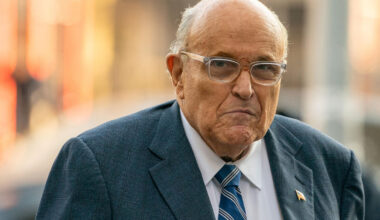 Rudy Giuliani, ex-maire de New York et ancien avocat de Donald Trump, victime d’un accident de la route