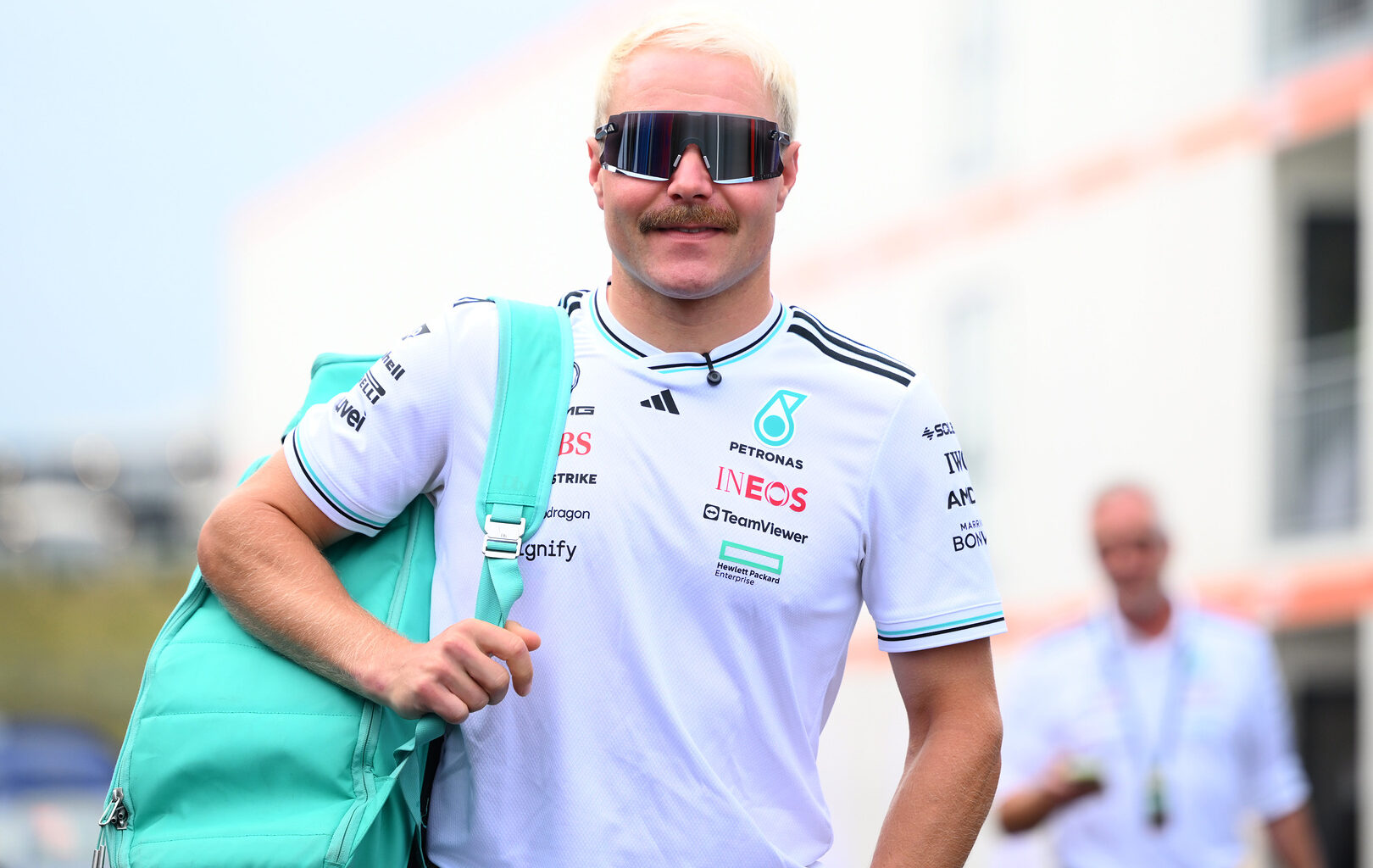 F1