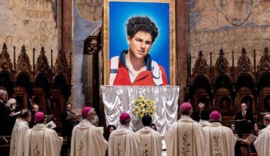 Le pape s’apprête à canoniser dimanche un jeune geek mort à 15 ans et surnommé «l’influenceur de Dieu» – Libération