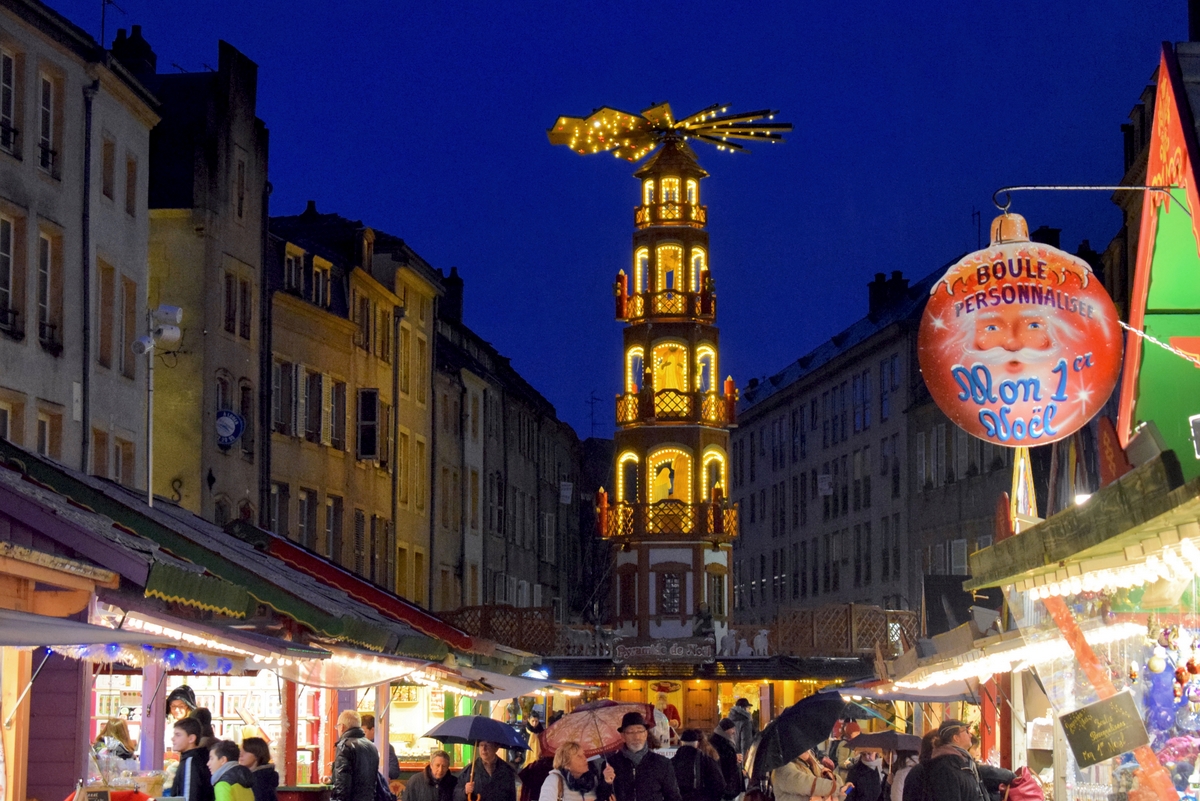 Marché de Noël de Metz (place Saint-Louis) © French Moments