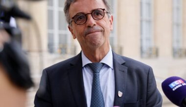 les insoumis se prennent un vent à Bordeaux – Libération