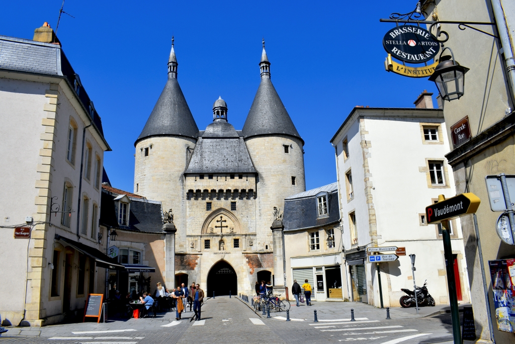 La porte de la Craffe en vieille-ville de Nancy © French Moments