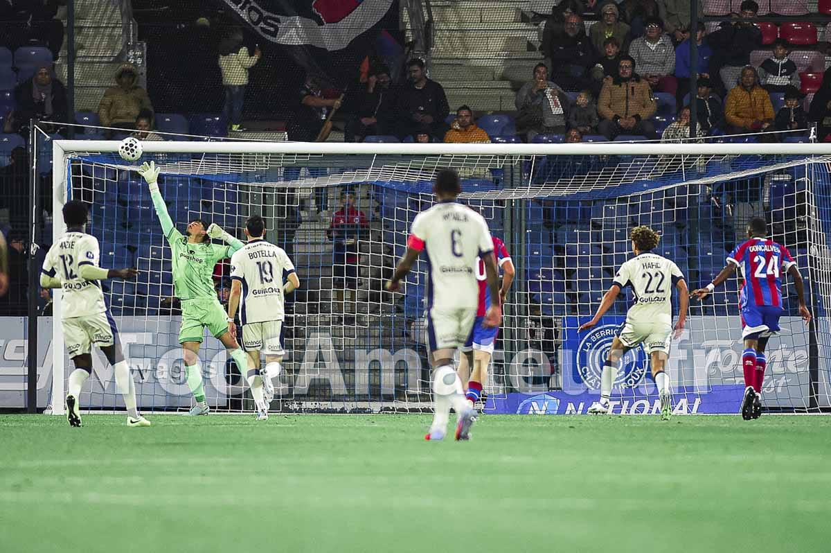 National (J8). Rouen assure, Versailles cale et Caen chute encore