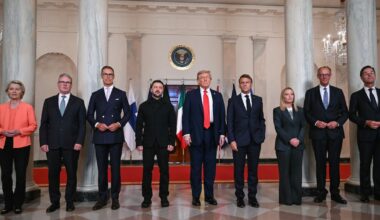 Les leaders européens, Volodymyr Zelensky et Donald Trump, à la Maison Blanche, le 18 août 2025
