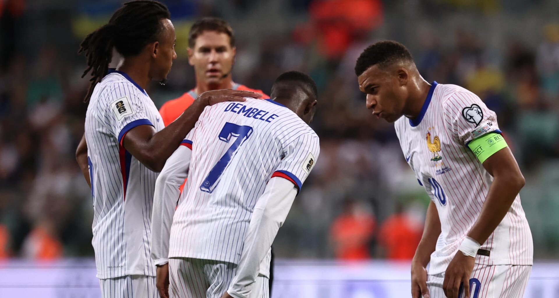 Le PSG furieux après la blessure d'Ousmane Dembélé lors d'Ukraine-France, le staff des Bleus dans le viseur