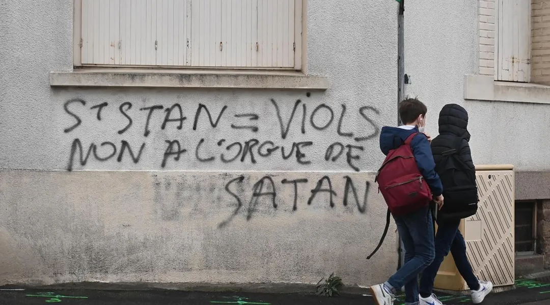 Abus sexuels : ils révèlent les « choses dégueulasses » endurées dans des écoles privées à Nantes - Maville