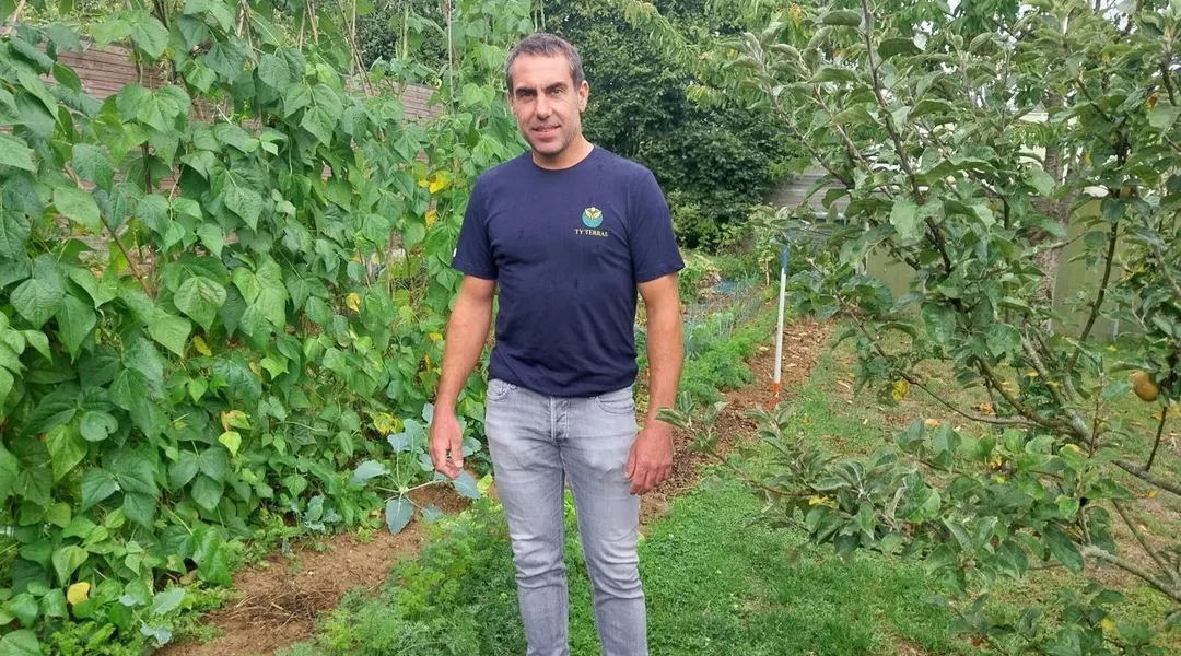 Son métier depuis Betton ? Prendre soin de la santé des sols
