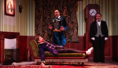 « Les faux British », une tranche de french rigolade, au Théâtre 100 noms, à Nantes