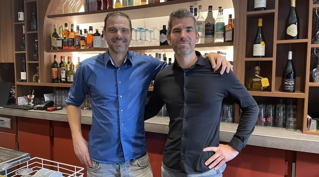 « C’est un rêve de gosse » : ils reprennent ce bistrot pour lui donner un bon coup de neuf