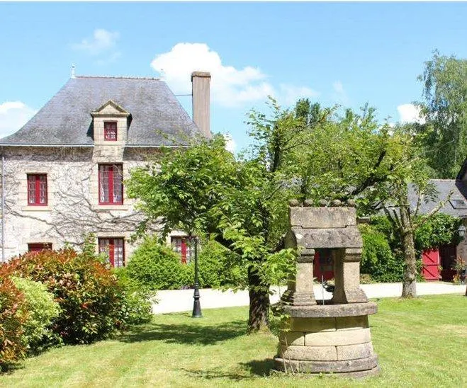 La Chapelle-sur-Erdre. De fermes en manoirs
