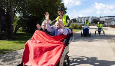 La « Balade des générations » revient pour faire rayonner les seniors en triporteur à Nantes
