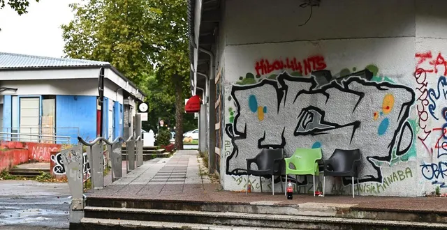 photo  l’homme est suspecté d’avoir blessé trois personnes par arme à feu, lors de tirs sur un point de deal situé à deux pas de la station de tramway « pirmil », au sud de nantes.  ©  franck dubray / ouest france 