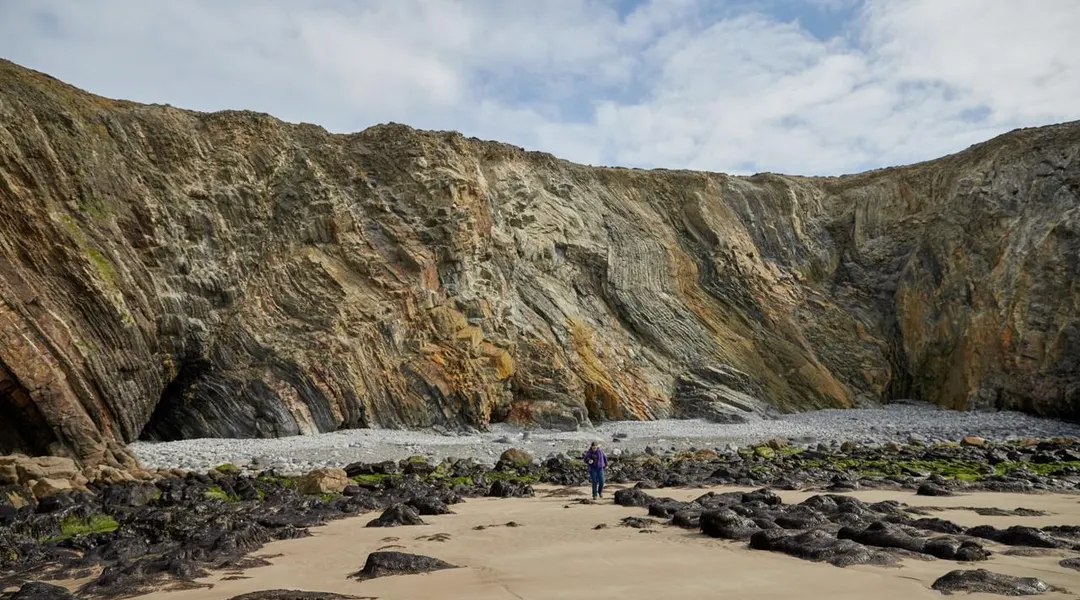 Ces impressionnantes falaises du Finistère racontent l’histoire de notre planète