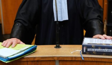 Deux propriétaires bientôt jugés pour homicide involontaire après un incendie d’immeuble à