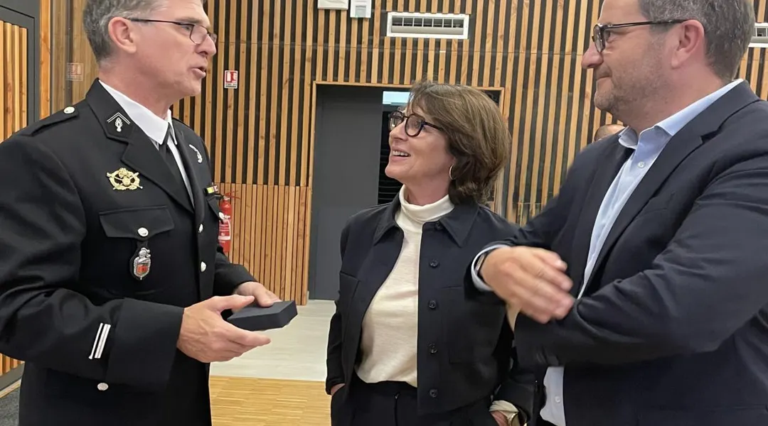 Carquefou. Le major Tournaille salue l’uniforme