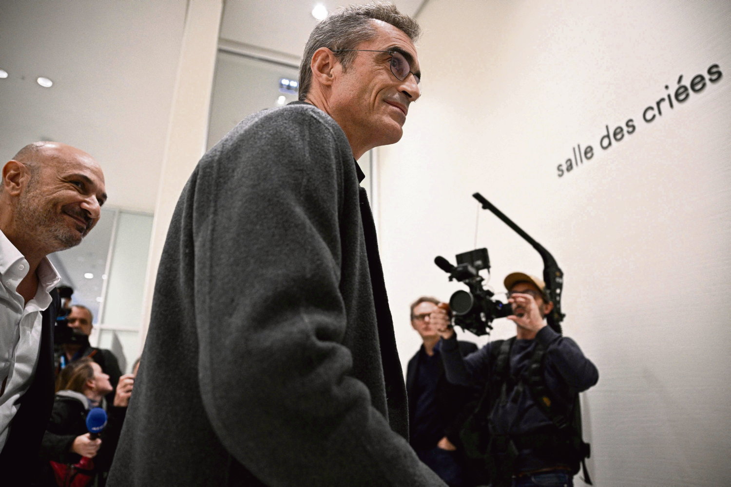 Poursuivi par LFI pour injure publique, Raphaël Enthoven tente le contre-procès en « antisémitisme - L'Humanité