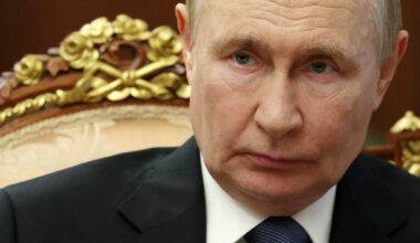 Le président russe Vladimir Poutine lors d'une réunion avec les membres du gouvernement à Moscou, le 27 août 2025