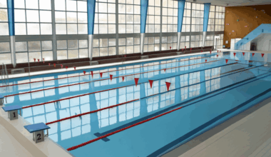 LA PISCINE GROUCHY ROUVRE APRÈS UNE RÉNOVATION COMPLÈTE