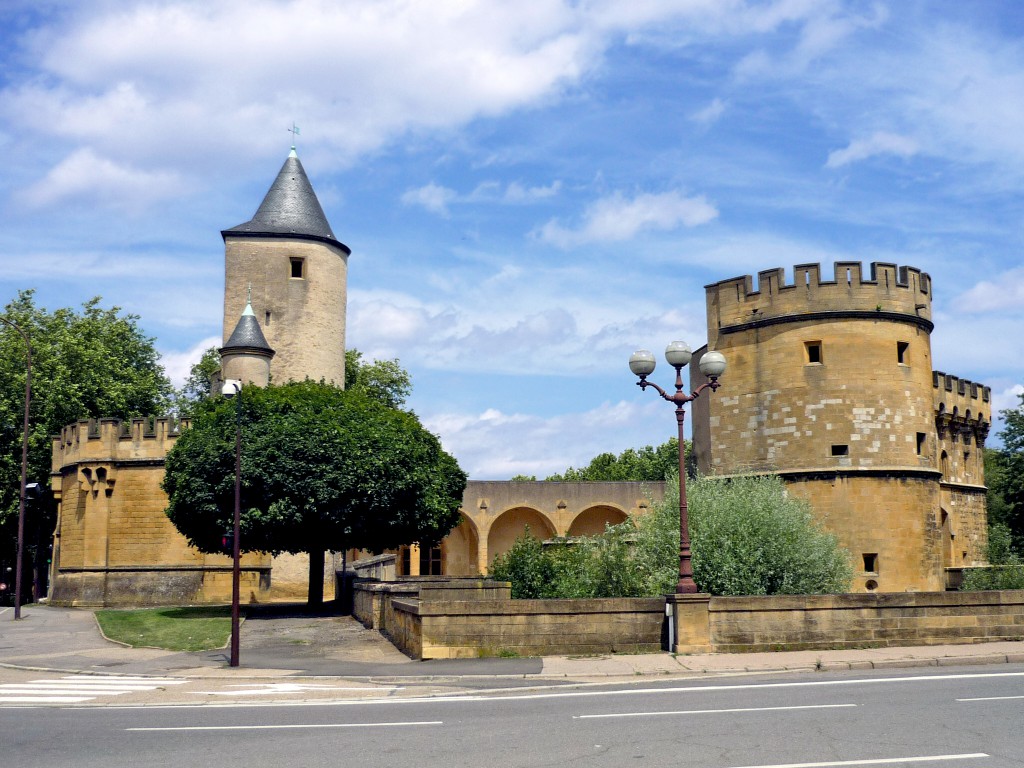Nancy-Metz - Porte des Allemands, Metz © French Moments