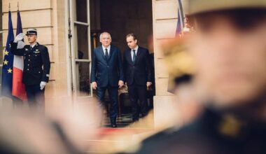A Matignon, Sébastien Lecornu met en scène ses «ruptures» – Libération