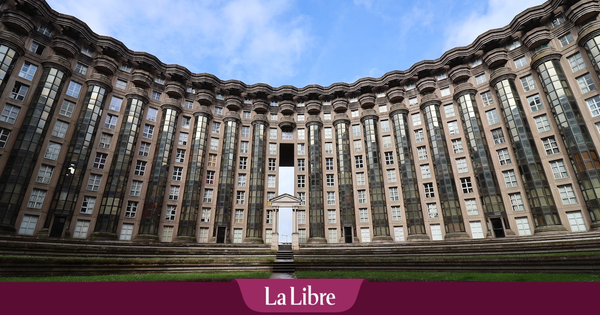 Abraxas, cette ville fiction, aussi étrange que fascinante, à côté de Paris
