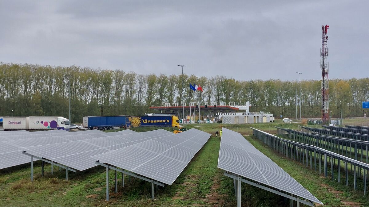 Face aux terrains rares et chers en Île-de-France, l’espoir d’une centrale solaire... au bord de l’autoroute A5