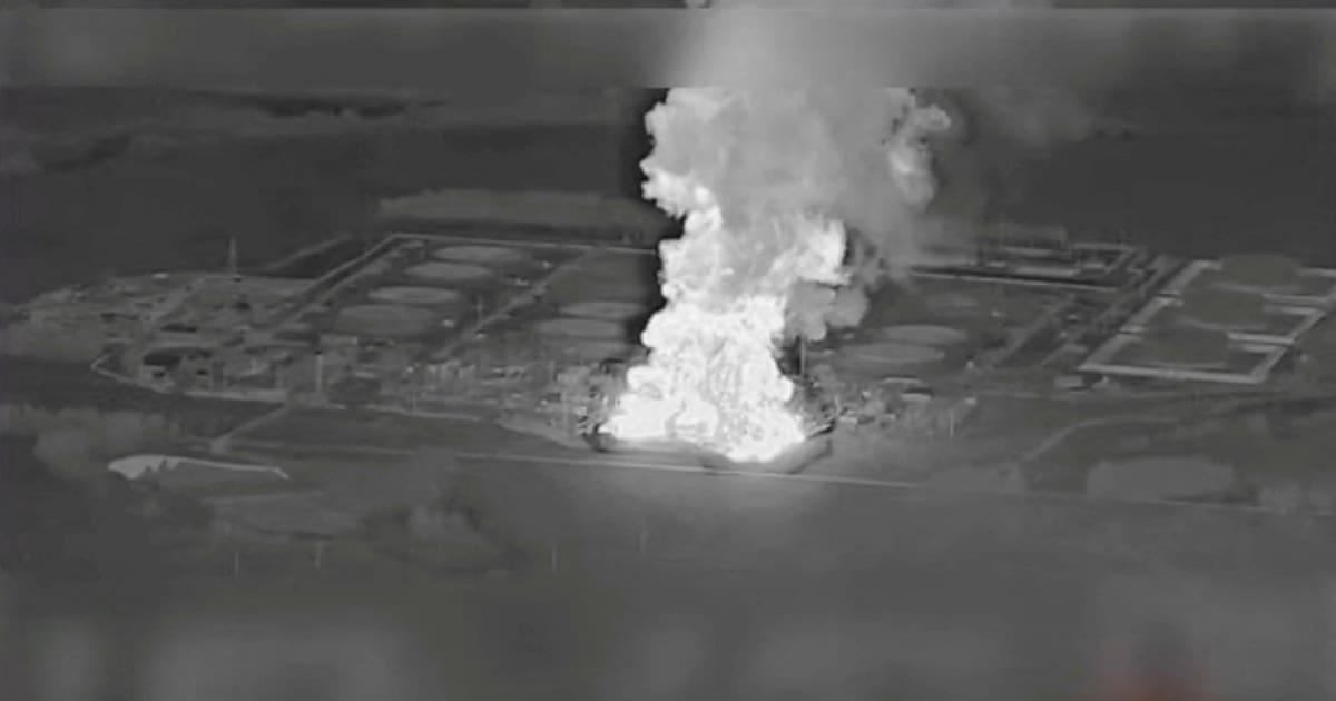 Entre attaques sur les raffineries et sanctions européennes, le pétrole russe sous pression – Libération